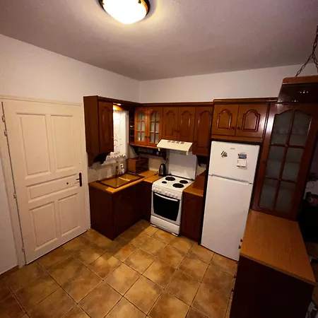 Aliki House . Ideal For 4 Guests * Páros