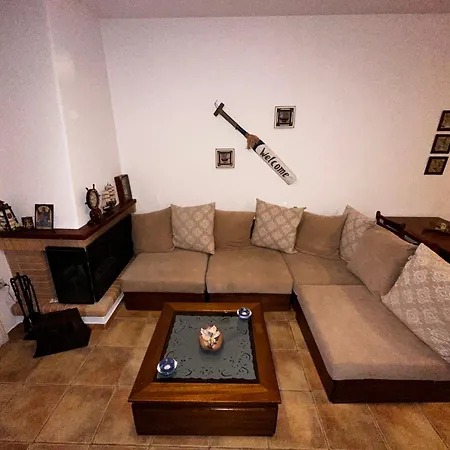 Aliki House . Ideal For 4 Guests Páros