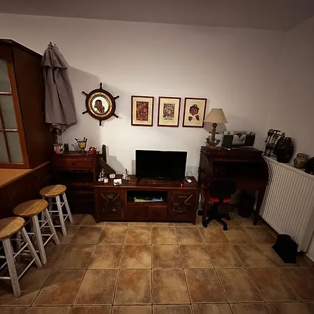 Aliki House . Ideal For 4 Guests Apartment