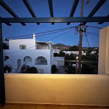 Aliki House . Ideal For 4 Guests * Páros